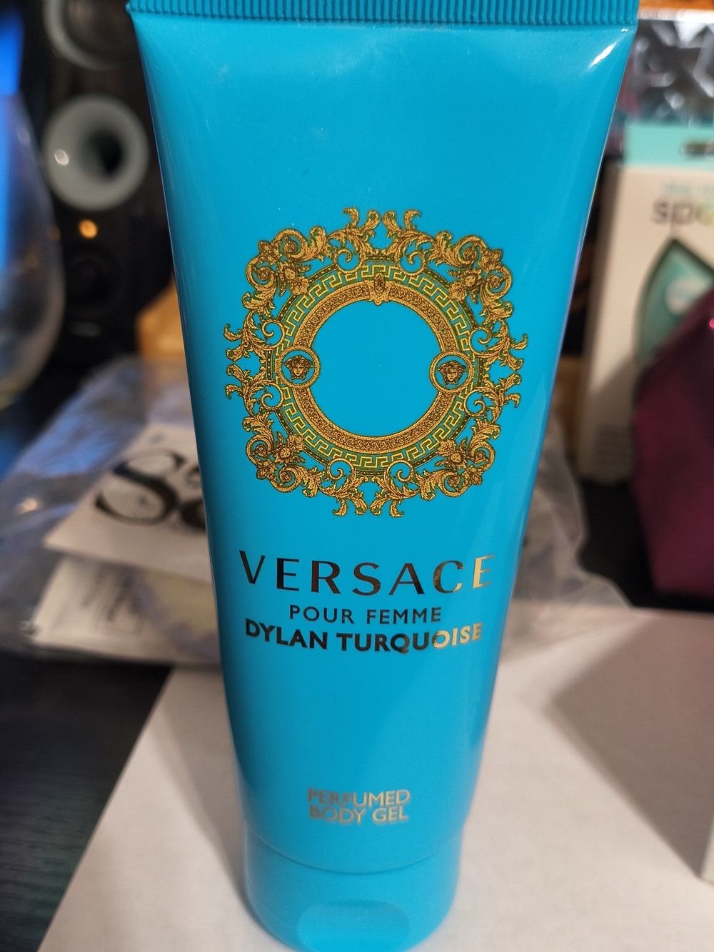 (2020) Versace Pour Femme Dylan Turquoise Perfumed Body Gel 100ml